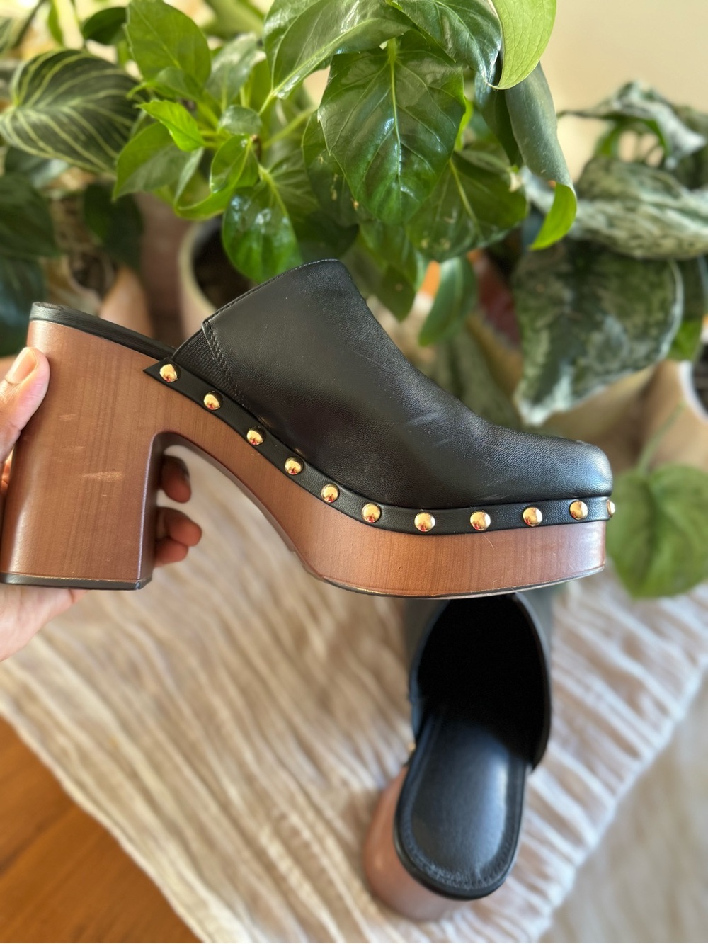 Black Leather Platform Clog - Picture 5 of 6